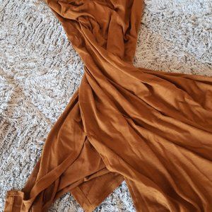 Sleeveless Waist-Defined Slub-Knit Midi Dress